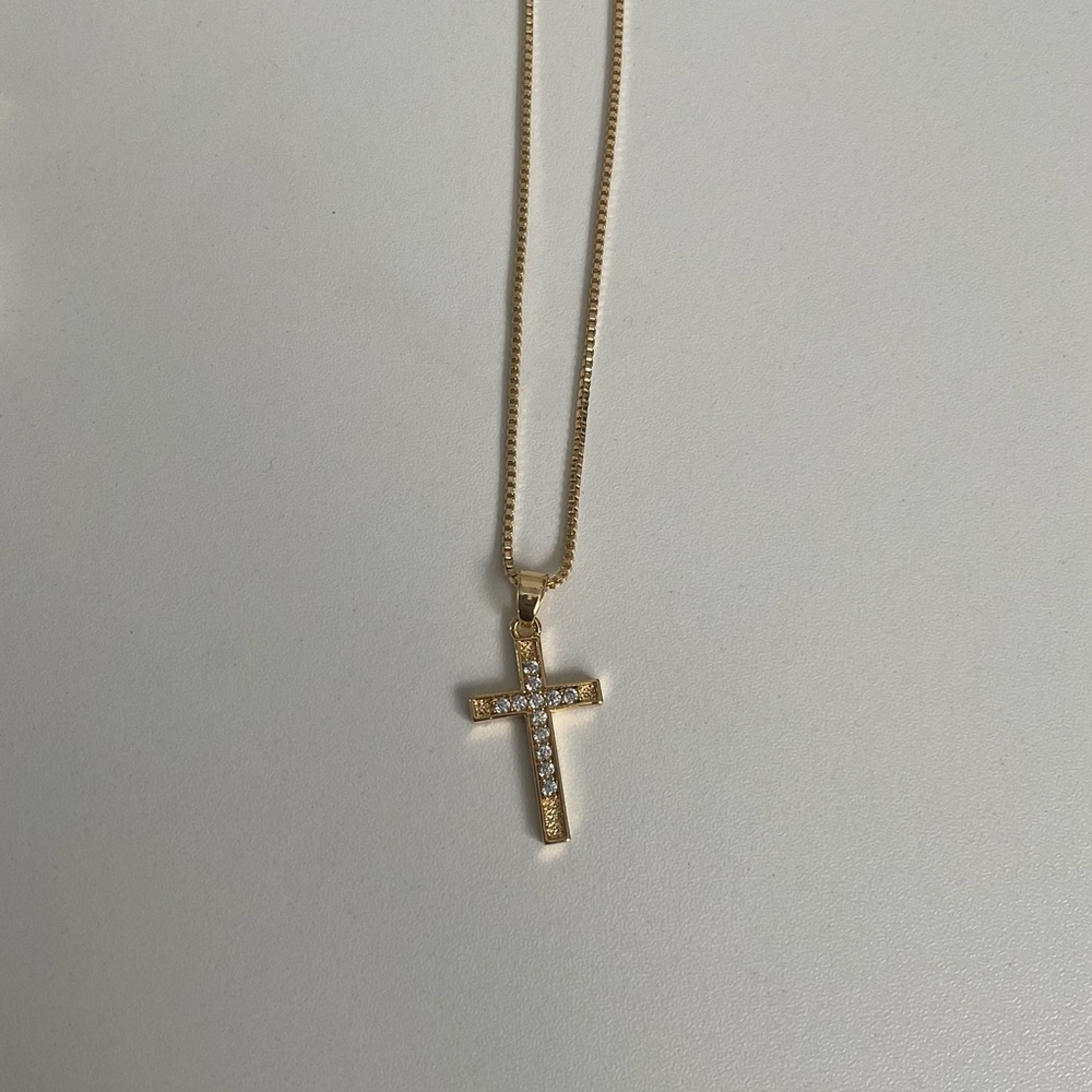 Elegant Gold Plated Cross Pendant Necklace